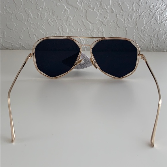 SUNGLASSES - Picture 3 of 8